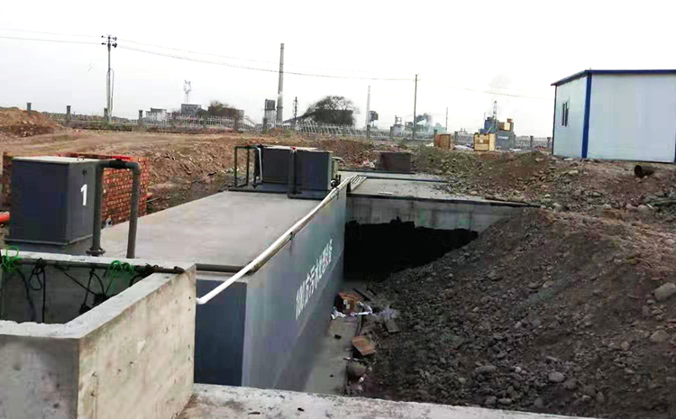 新疆拜城地埋式污水处理设备安装图片